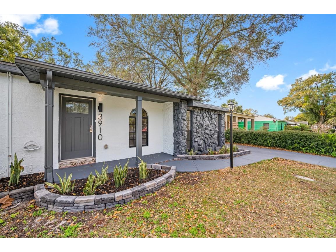3910 W Pine Street Tampa FL 33607 T3425686 image1