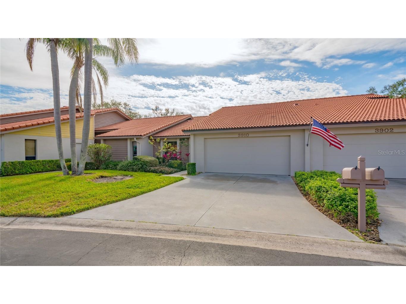 3910 Wilshire Drive #97 Sarasota FL 34238 A4558473 image1