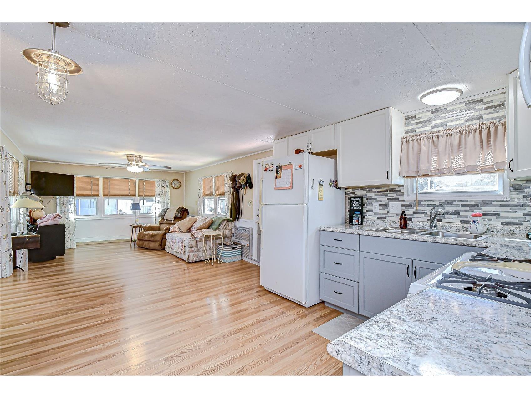 39107 Hillcrest Drive Zephyrhills FL 33542 TB8473532 image42