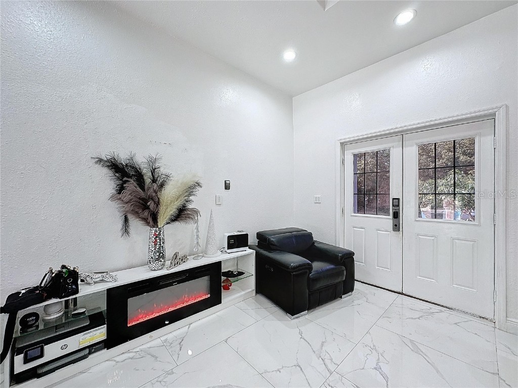 3911 Auburndale Avenue Orlando FL 32839 TB8347128 image5