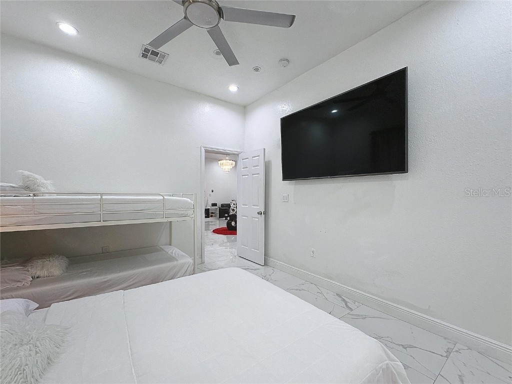 3911 Auburndale Avenue Orlando FL 32839 TB8347128 image72