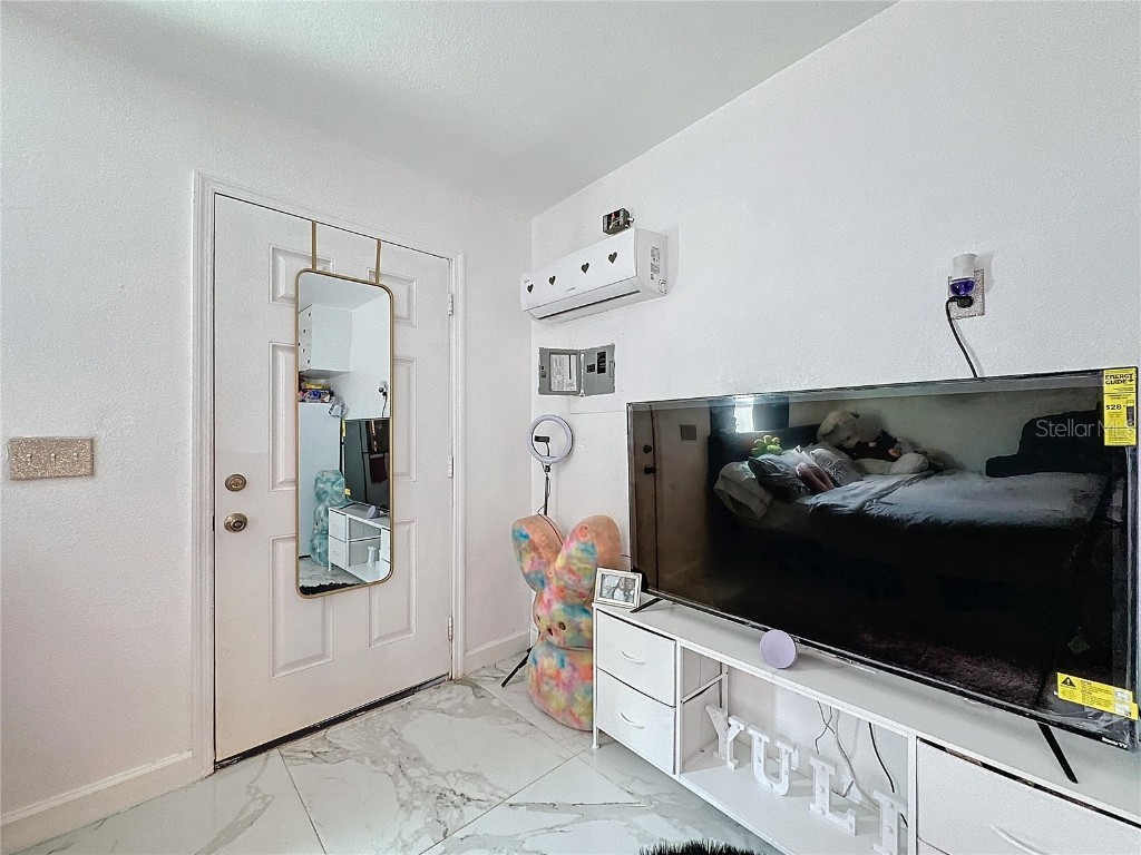 3911 Auburndale Avenue Orlando FL 32839 TB8347128 image74