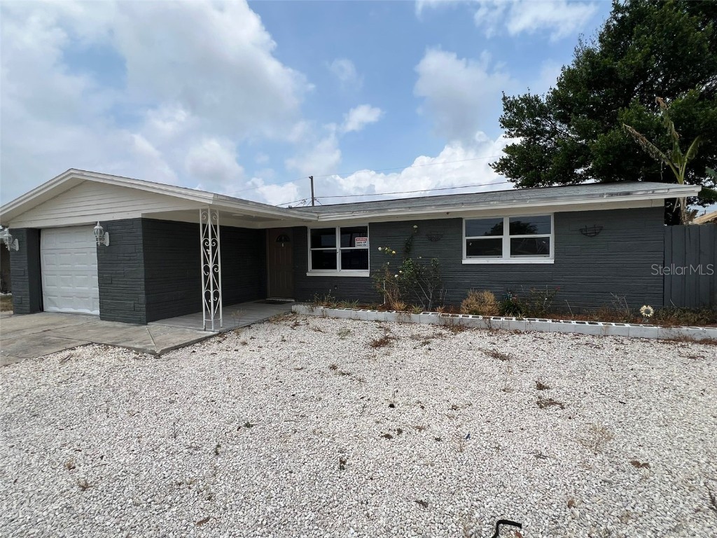 3911 Cedarwood Drive Holiday FL 34691 T3525577 image1