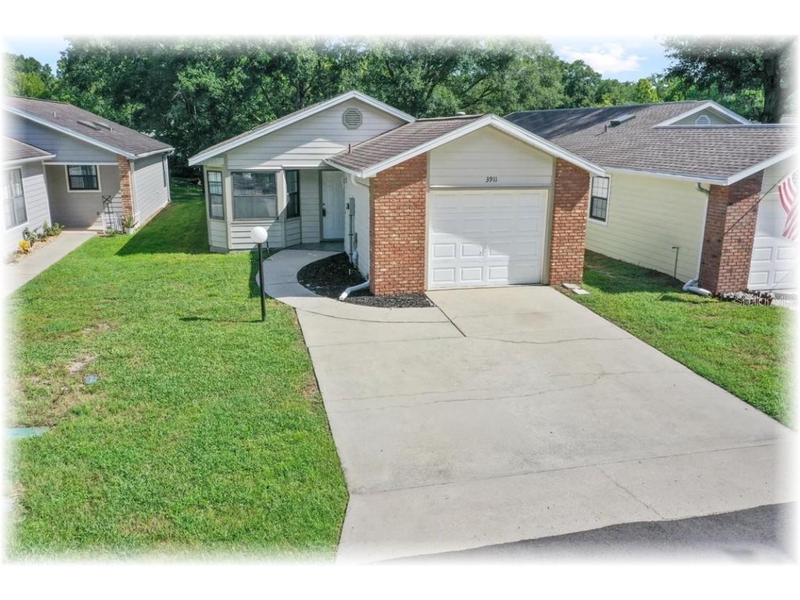 3911 NE 22 Lane Ocala FL 34470 OM708632 image1