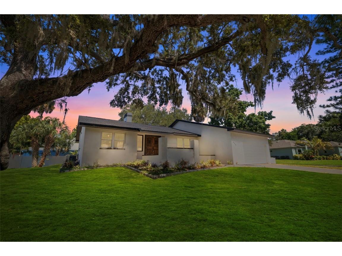 3912 39th Circle S Saint Petersburg FL 33711 U8216587 image1