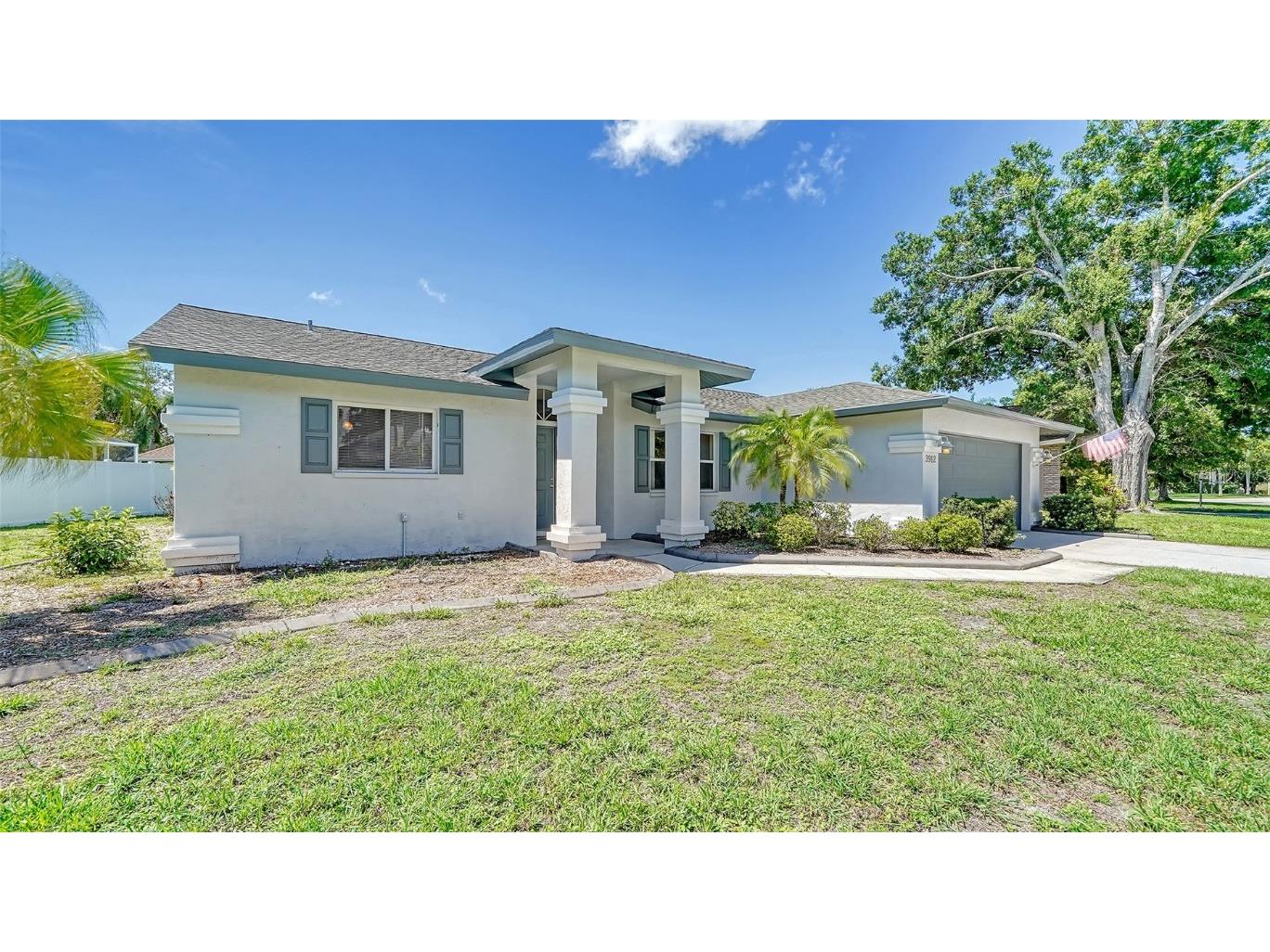 3912 57th Drive E Bradenton FL 34203 A4614142 image1