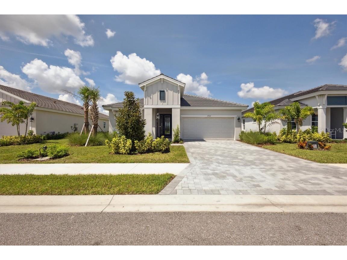 3912 Farm Garden Court Lakewood Ranch FL 34211 T3505281 image1