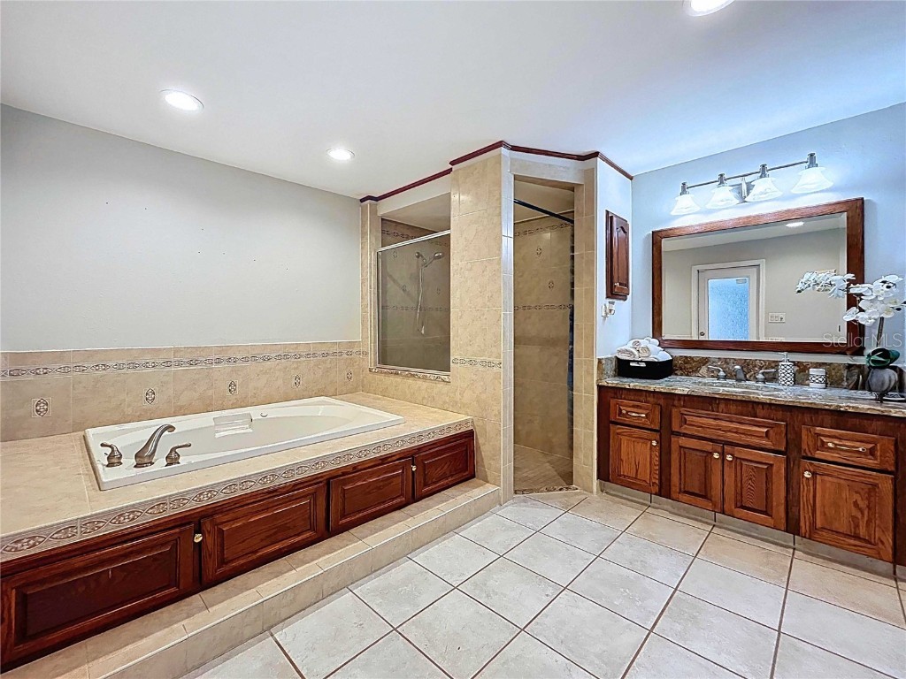 3912 Fontainebleau Drive Tampa FL 33634 TB8411591 image42