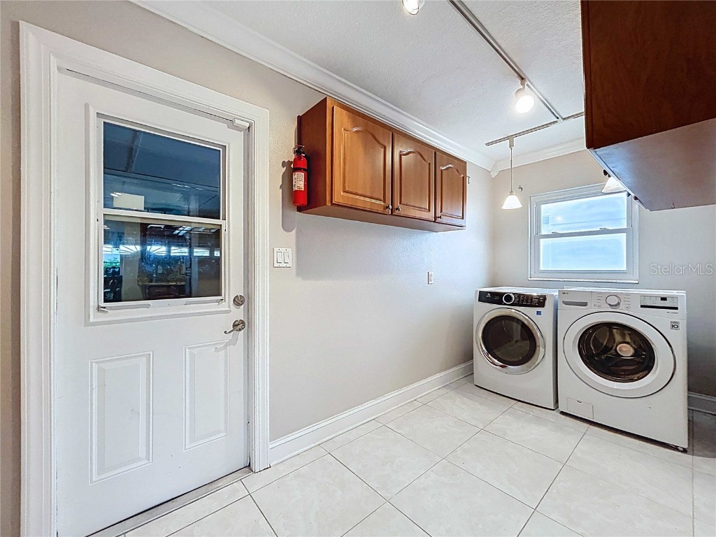 3912 Fontainebleau Drive Tampa FL 33634 TB8411591 image47