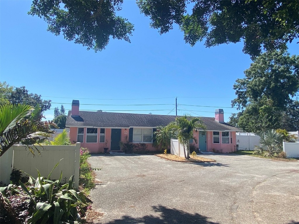 3912 Marlborough Place Sarasota FL 34241 A4567181 image1