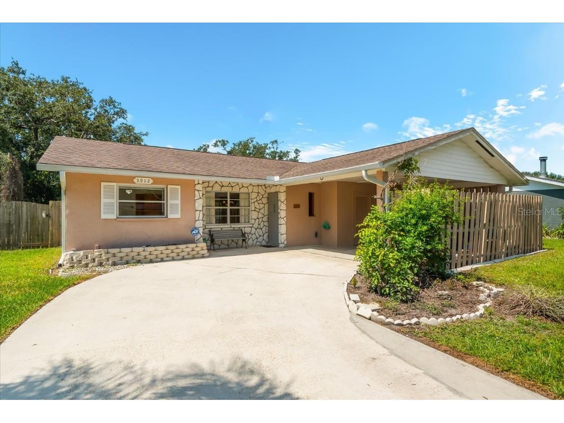 3912 Prado Drive Sarasota FL 34235 A4658908 image1