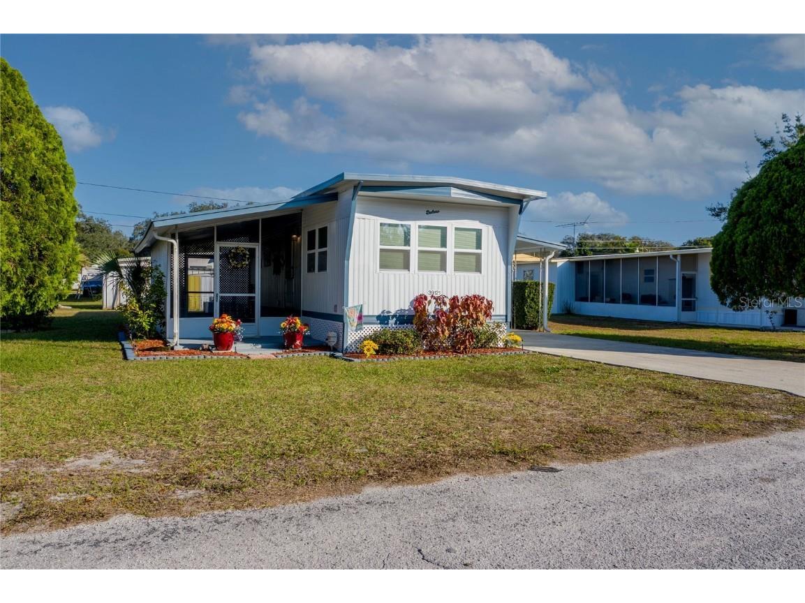 39121 Ola Avenue Zephyrhills FL 33542 TB8322965 image1