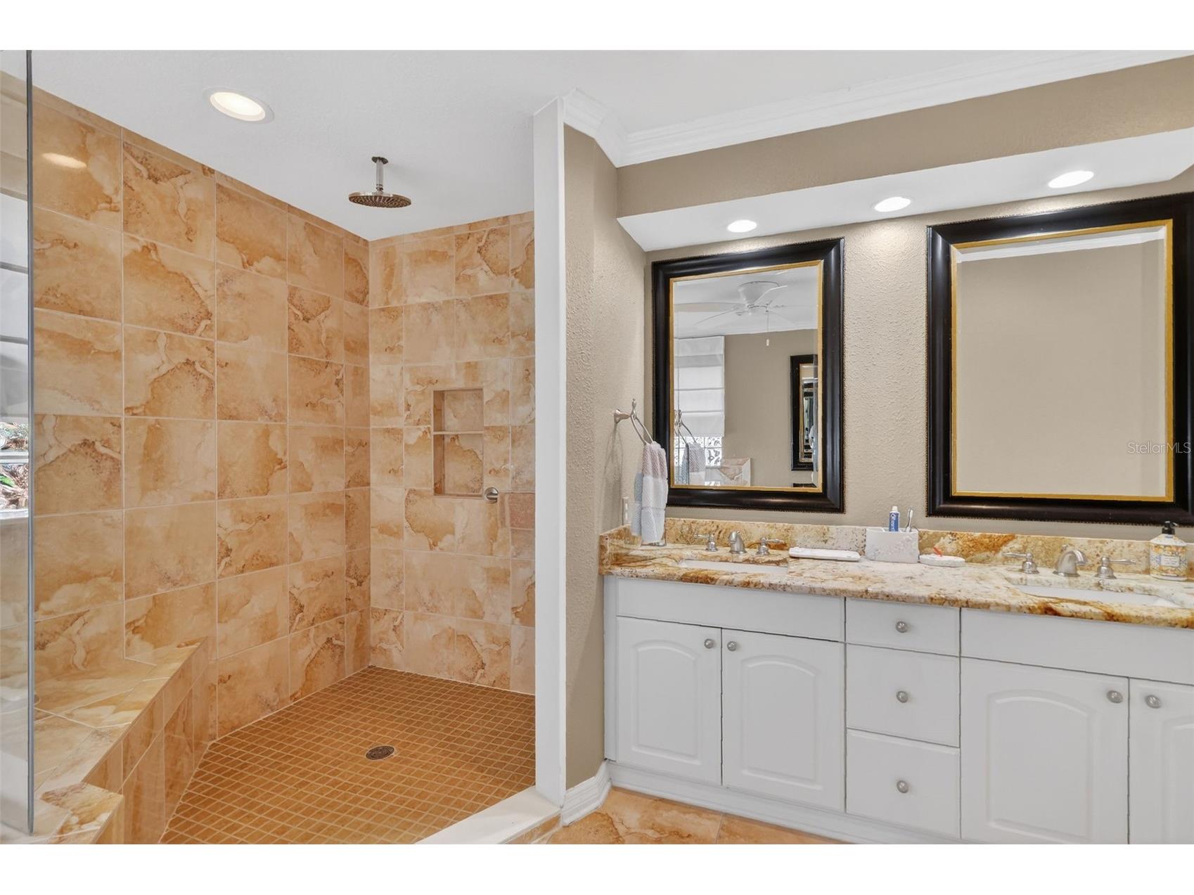 39125 Tacoma Drive Lady Lake FL 32159 - LAKE GRIFFIN G5109495 image28