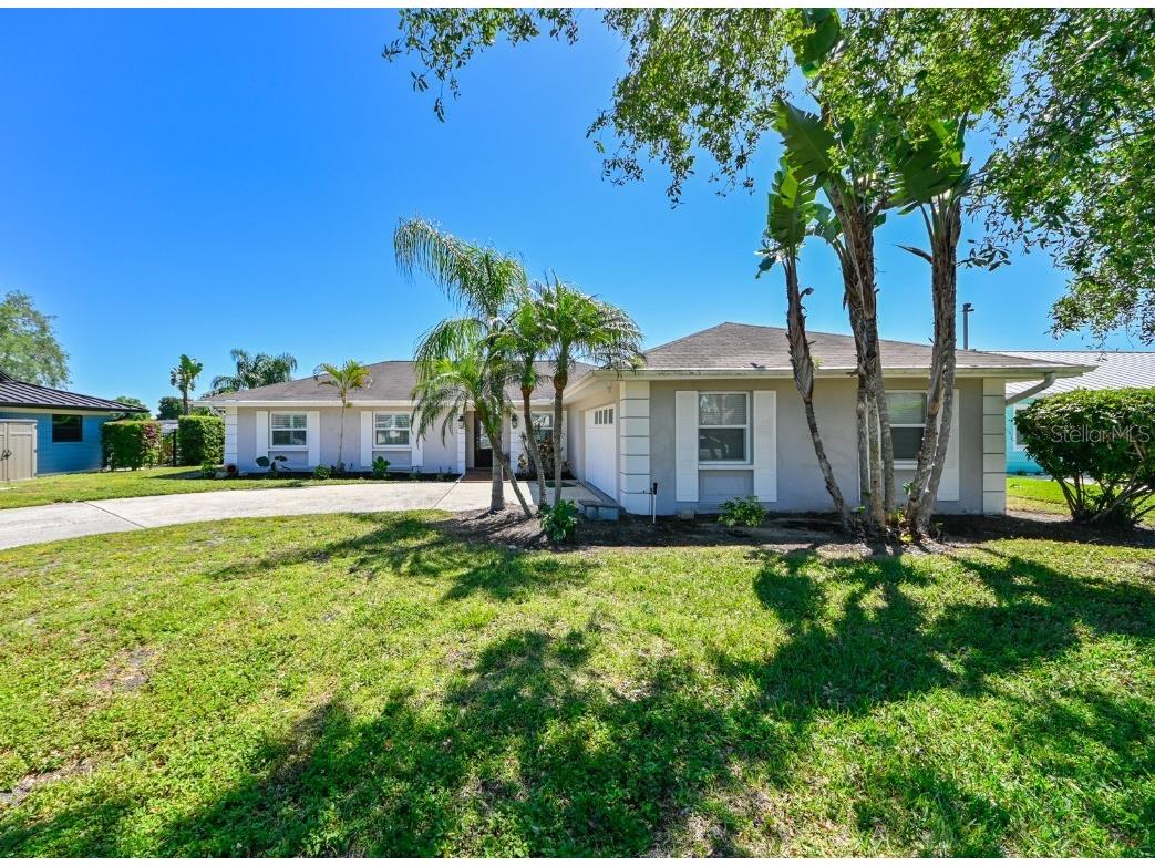 3913 Fontainbleau Drive Tampa FL 33634 - TAMPA BAY T3515007 image1
