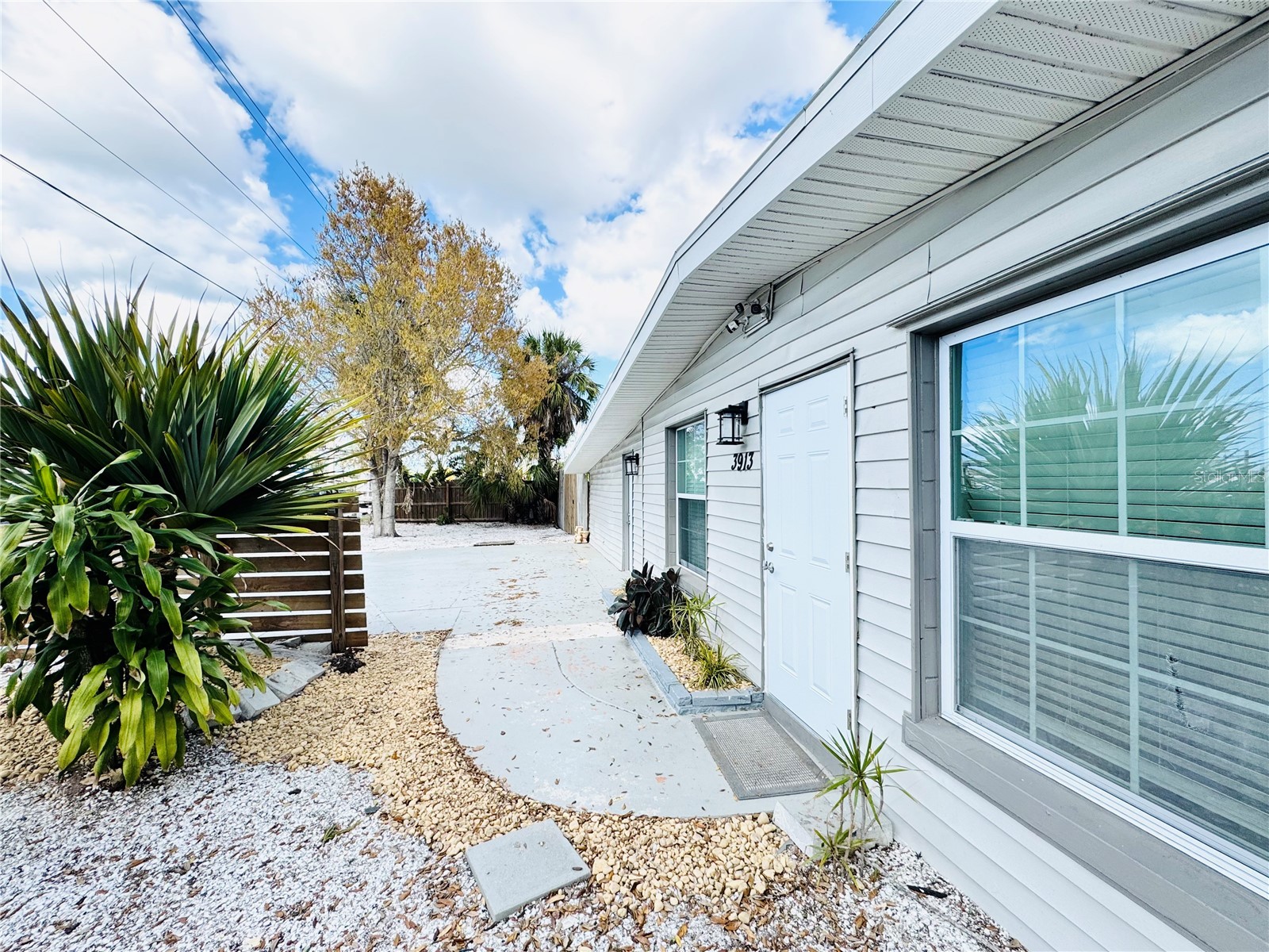 3913 S Shade Avenue Sarasota FL 34231 A4685545 image10