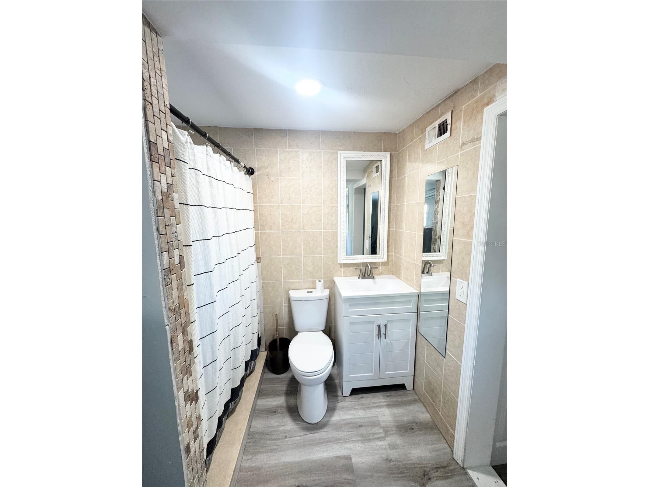 3913 S Shade Avenue Sarasota FL 34231 A4685545 image35