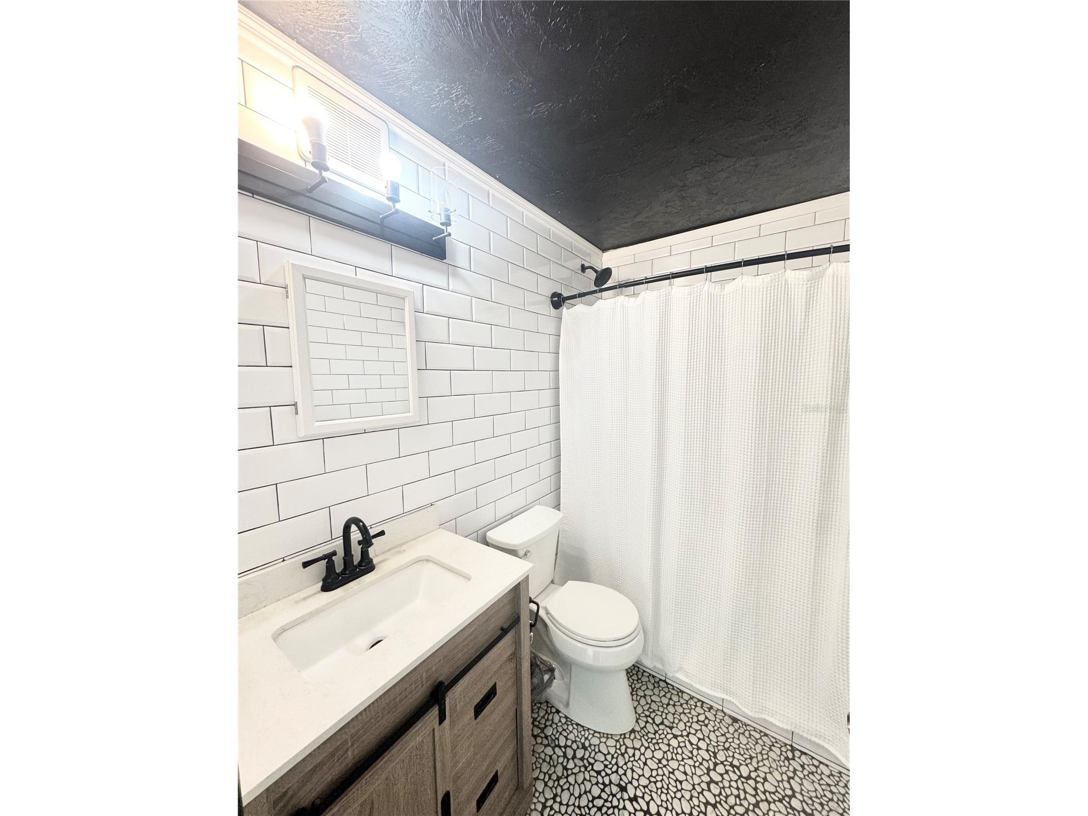 3913 S Shade Avenue Sarasota FL 34231 A4685545 image45