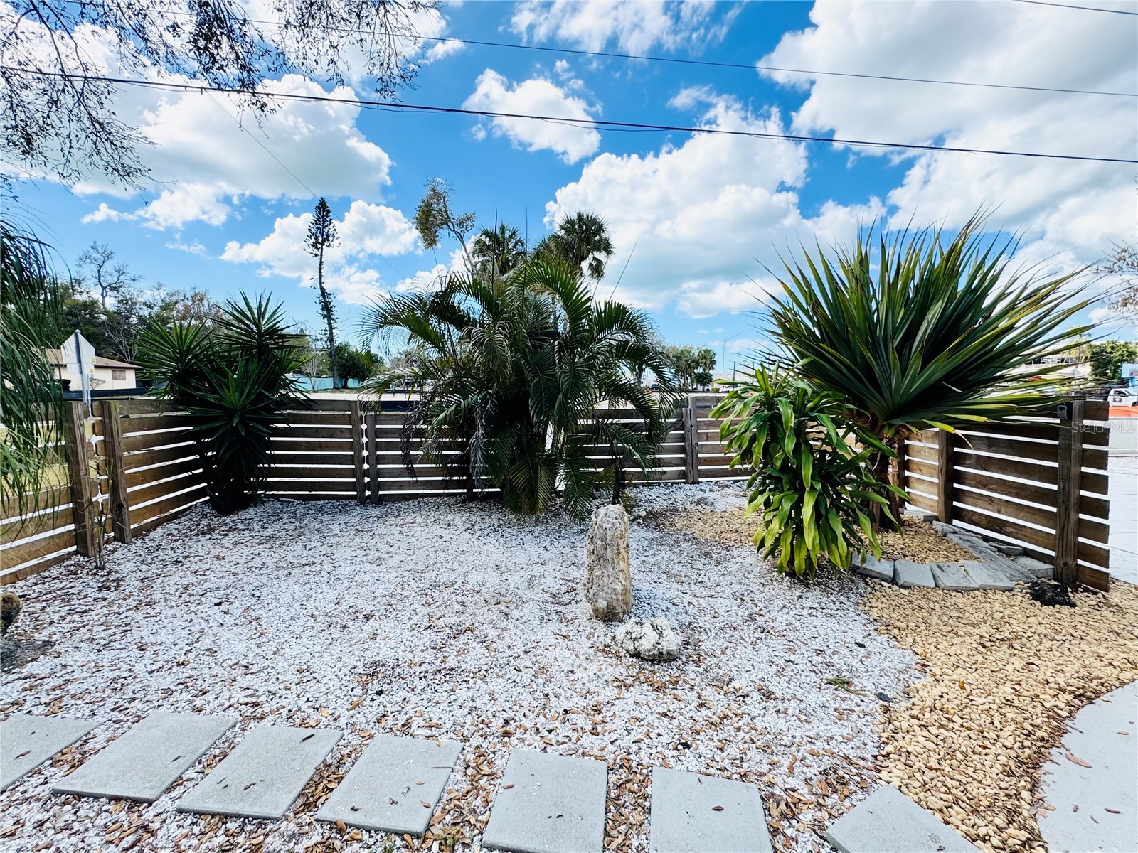 3913 S Shade Avenue Sarasota FL 34231 A4685545 image9