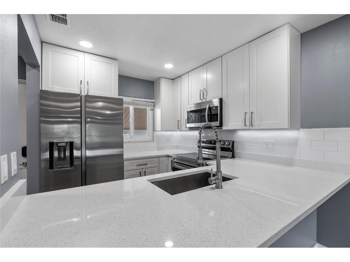 39132 County Road 54 #2124 Zephyrhills FL 33542 TB8461688 image3