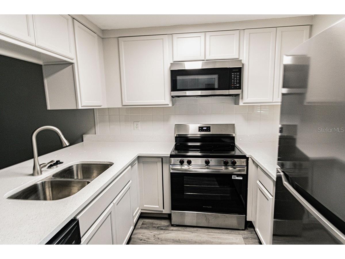 39132 County Road 54 #2172 Zephyrhills FL 33542 TB8530155 image4