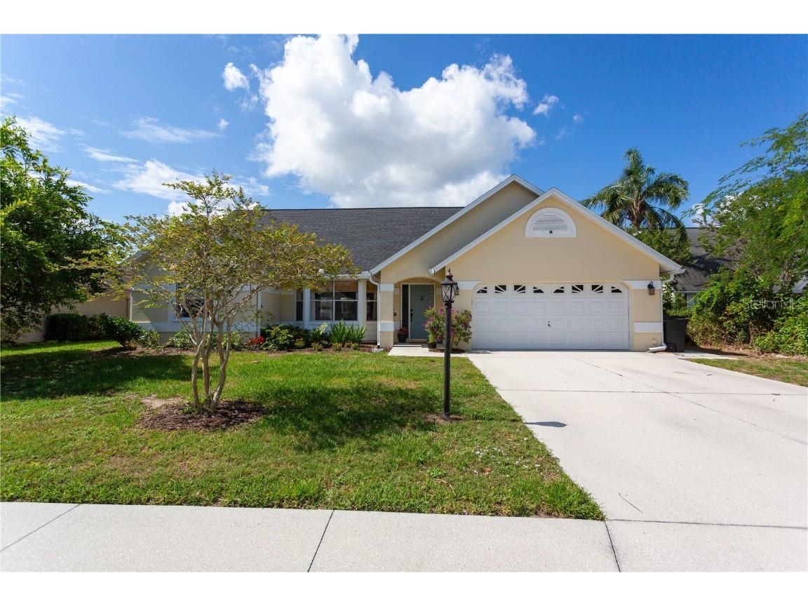 3914 77th Place E Sarasota FL 34243 A4573014 image1
