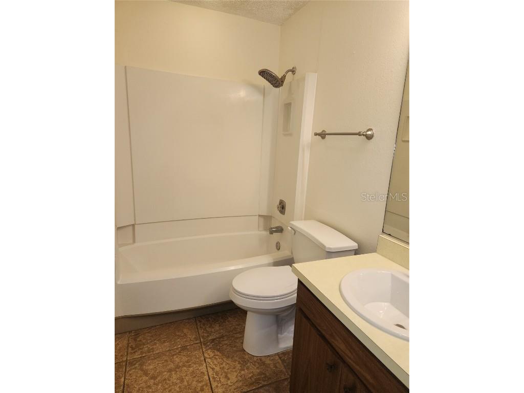 3914 Gatewood Drive Sarasota FL 34232 A4671297 image15