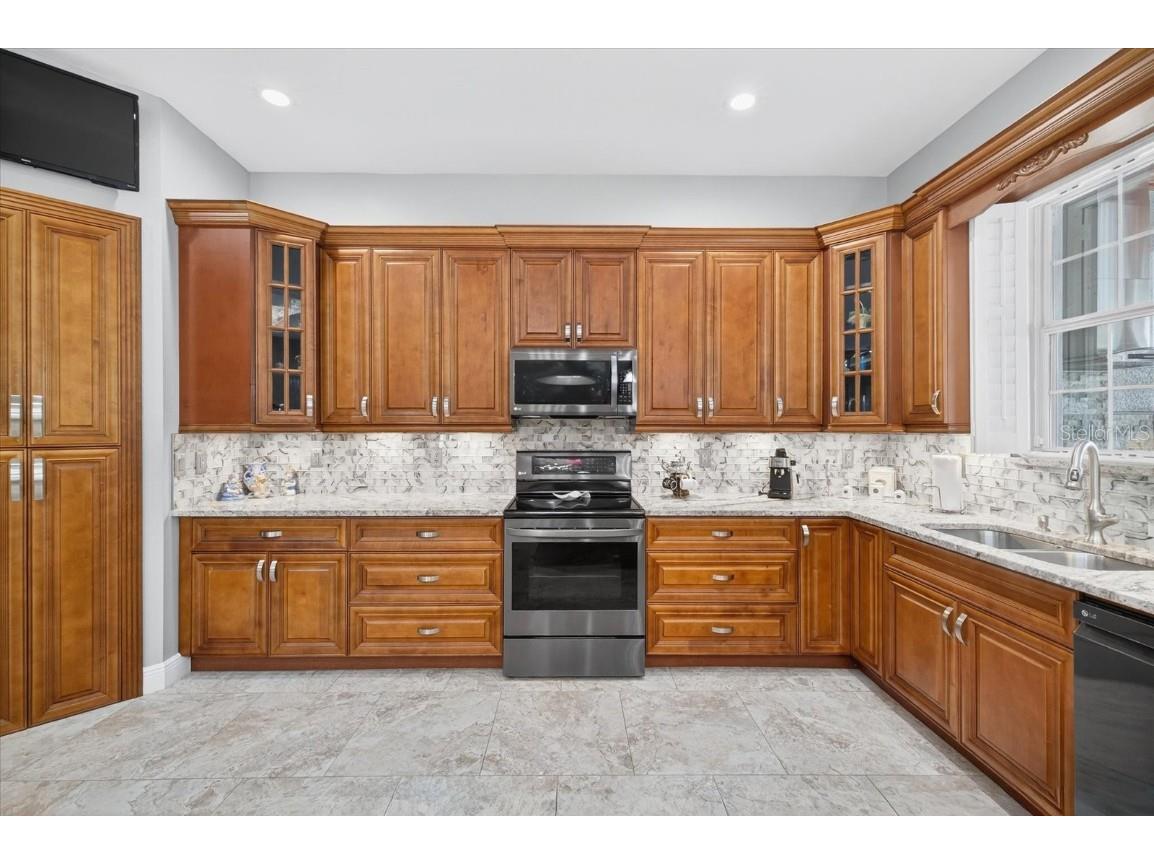 3914 Sligh Avenue Tampa FL 33614 TB8439520 image18