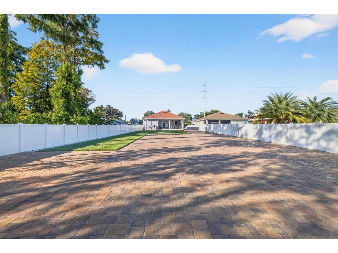 3914 Sligh Avenue Tampa FL 33614 TB8439520 image48