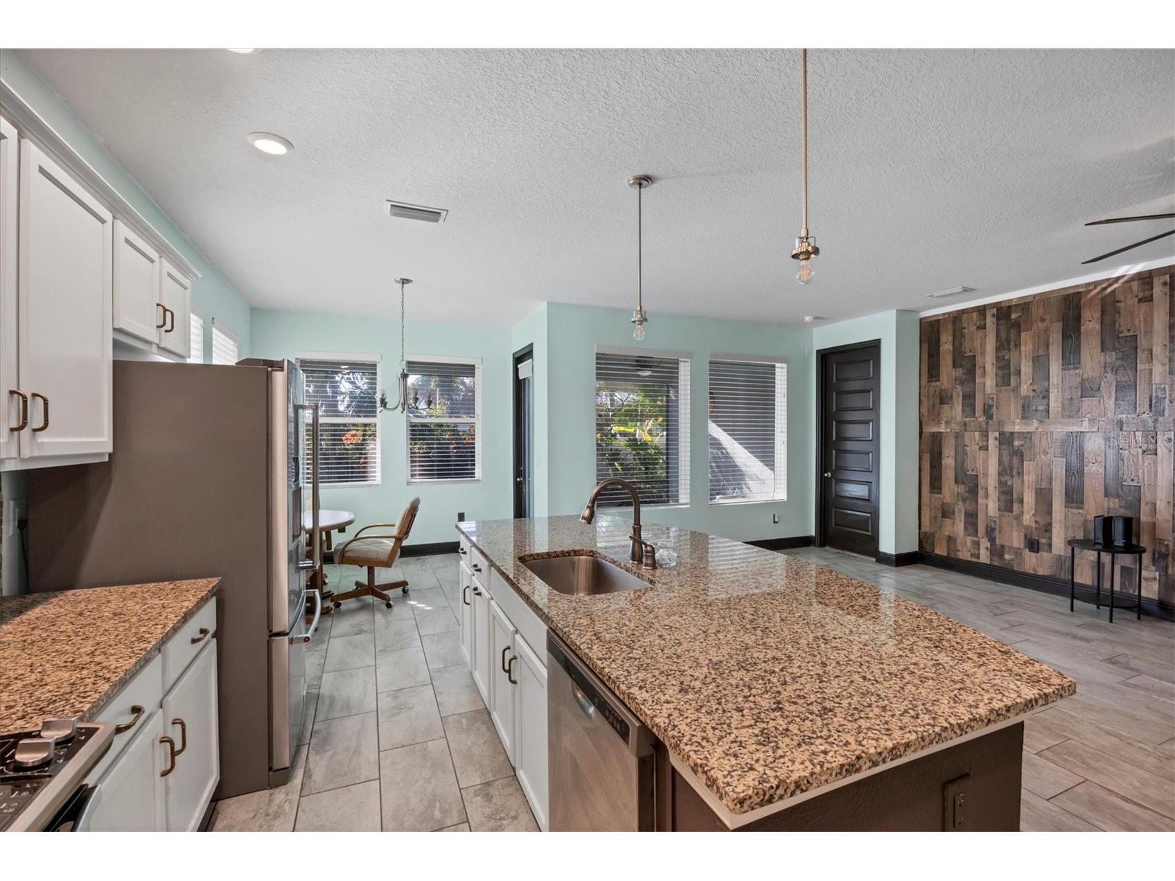 3914 Sunshine Pine Avenue Bradenton FL 34203 A4677943 image15