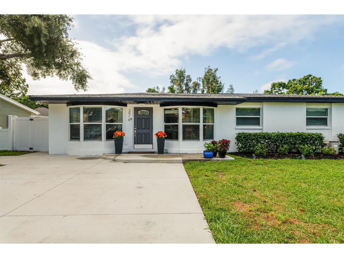 3914 W Oklahoma Avenue Tampa FL 33616 TB8436476 image1