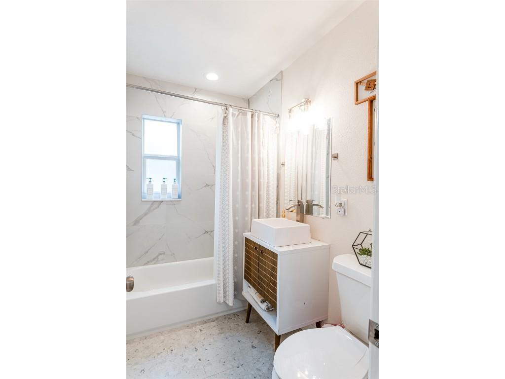 3914 W Oklahoma Avenue Tampa FL 33616 TB8436476 image24