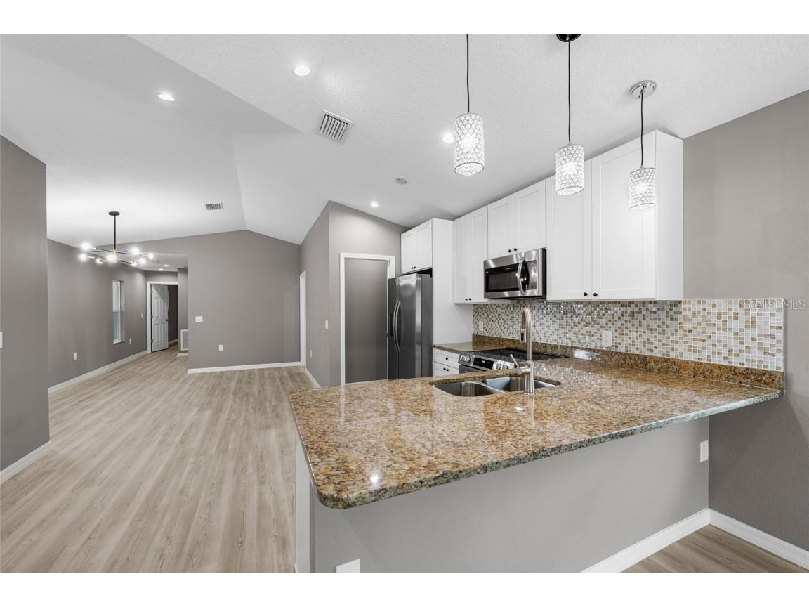 3914 Walnut Avenue Sarasota FL 34234 A4663502 image10