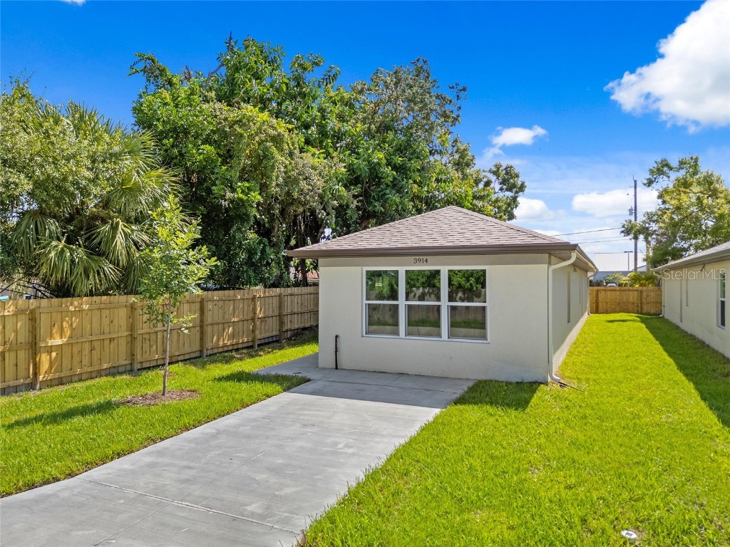 3914 Walnut Avenue Sarasota FL 34234 A4663502 image3