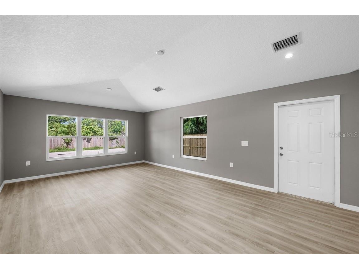 3914 Walnut Avenue Sarasota FL 34234 A4663502 image7