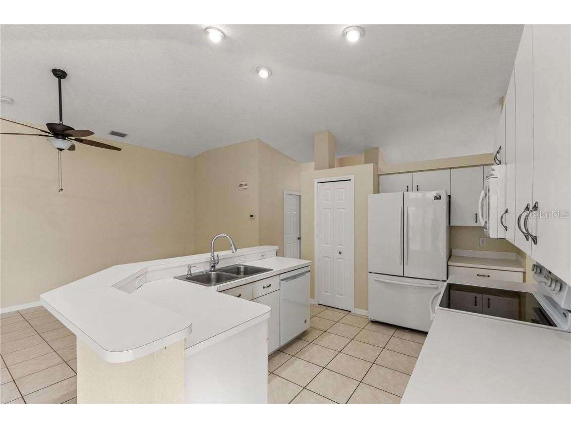 3915 Fonsica Avenue North Port FL 34286 O6311632 image13