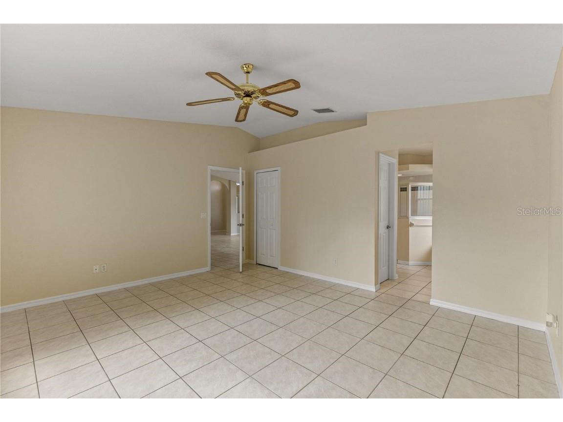 3915 Fonsica Avenue North Port FL 34286 O6311632 image17