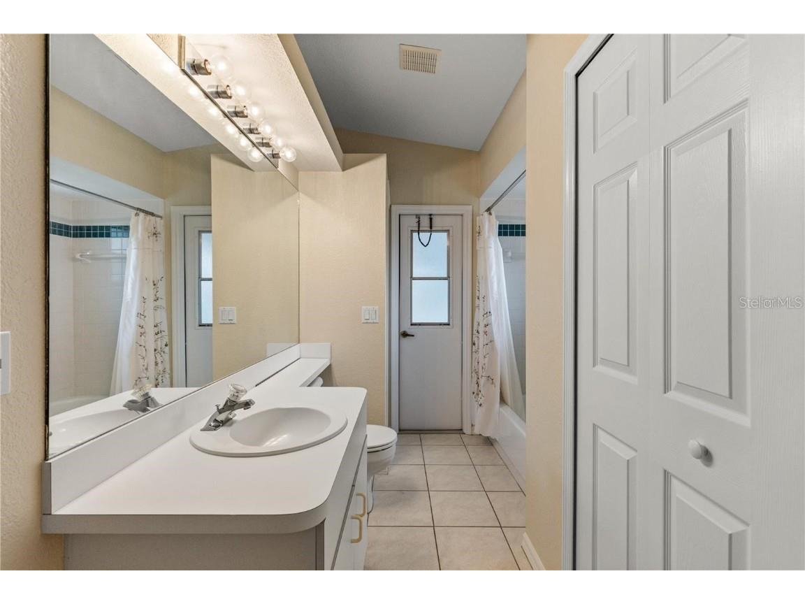 3915 Fonsica Avenue North Port FL 34286 O6311632 image22