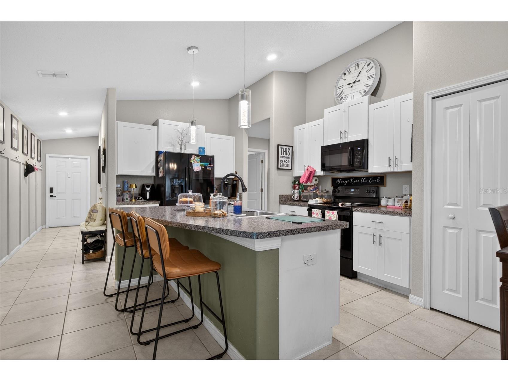 3915 Gainer Springs Avenue New Port Richey FL 34653 A4696571 image10