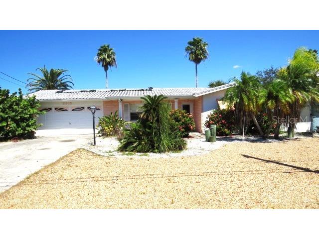 3915 Headsail Drive New Port Richey FL 34652 TB8433738 image1