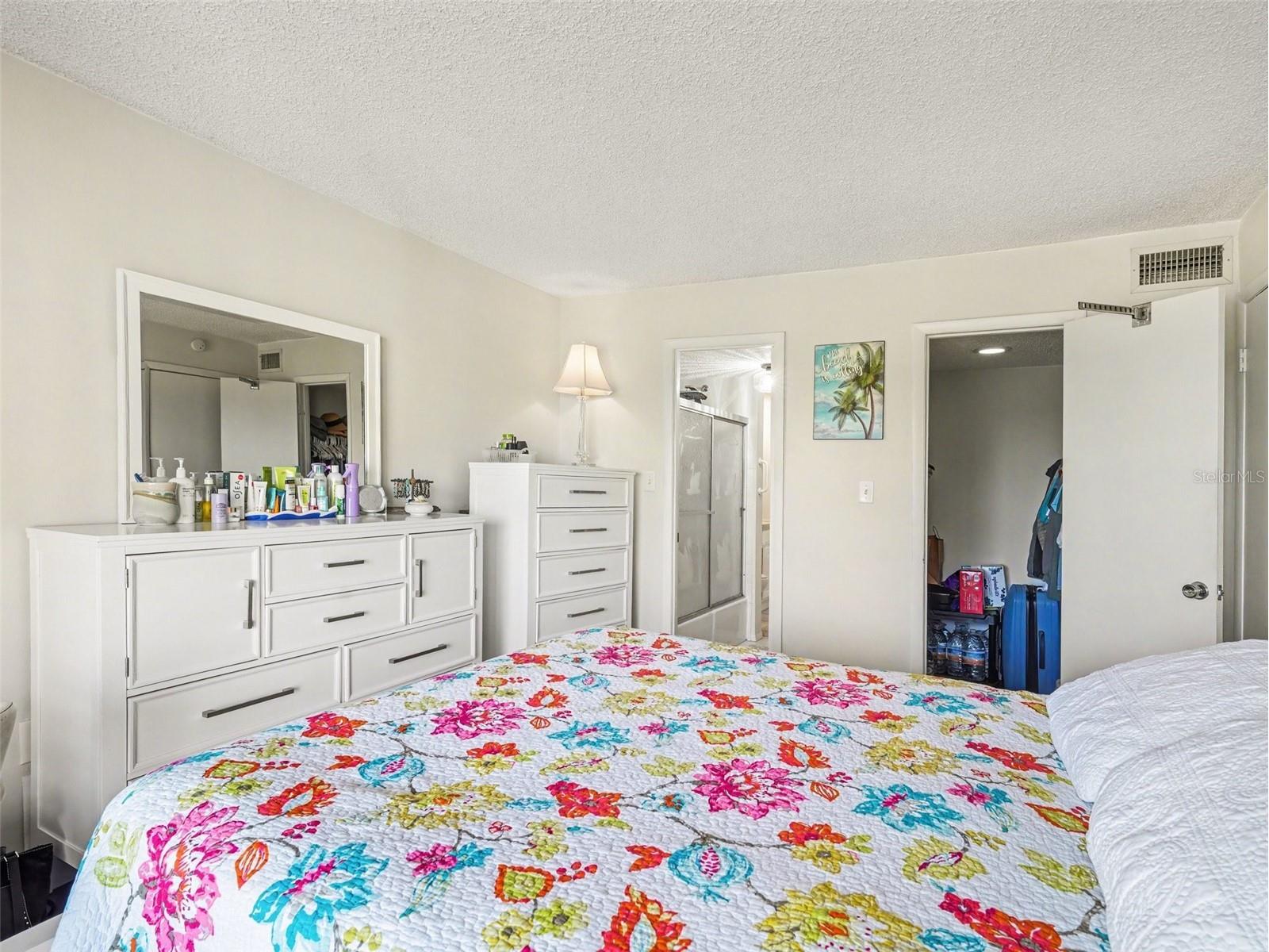 3915 Lake Bayshore Drive #306 Bradenton FL 34205 TB8507468 image16