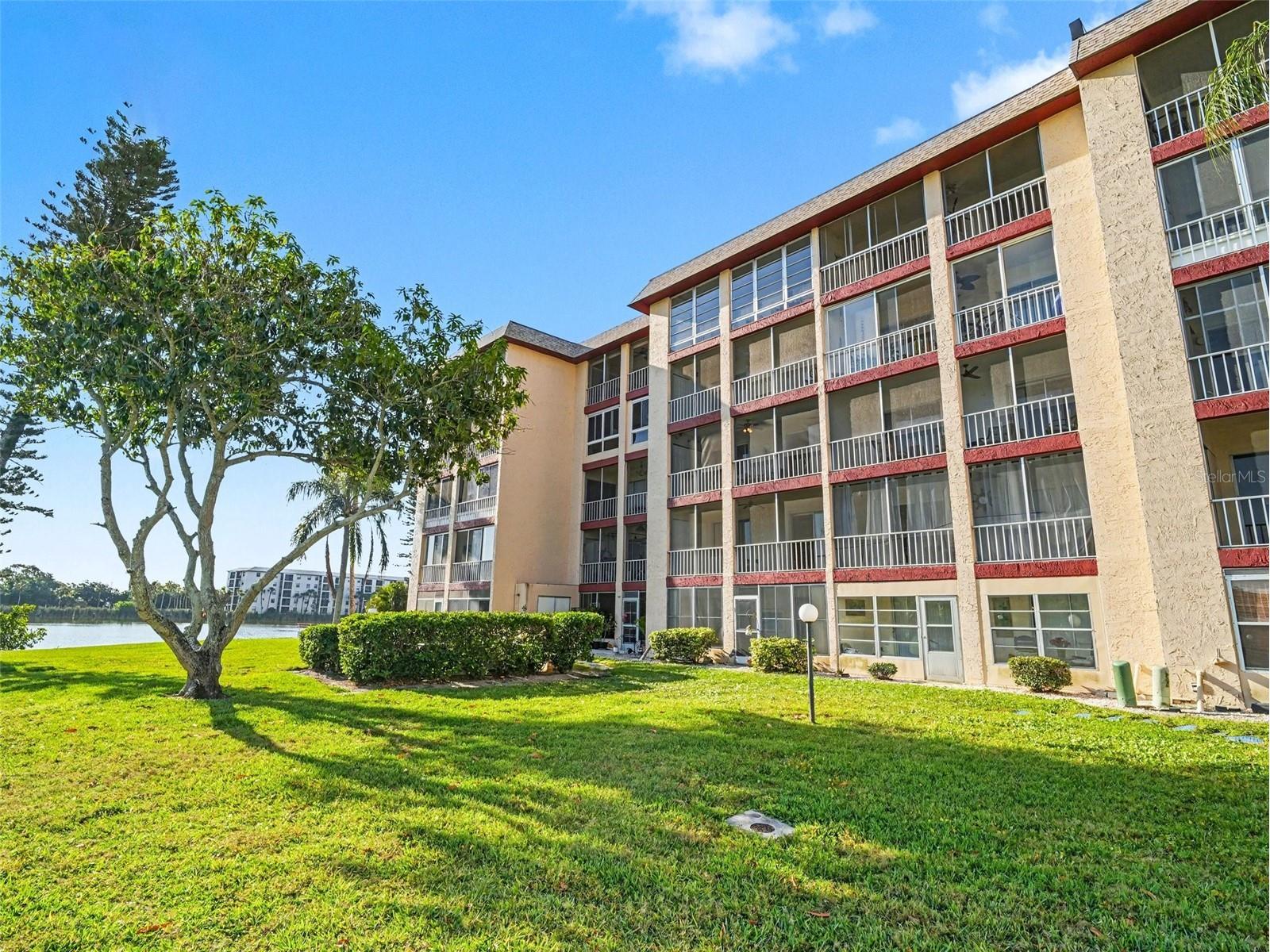 3915 Lake Bayshore Drive #306 Bradenton FL 34205 TB8507468 image21