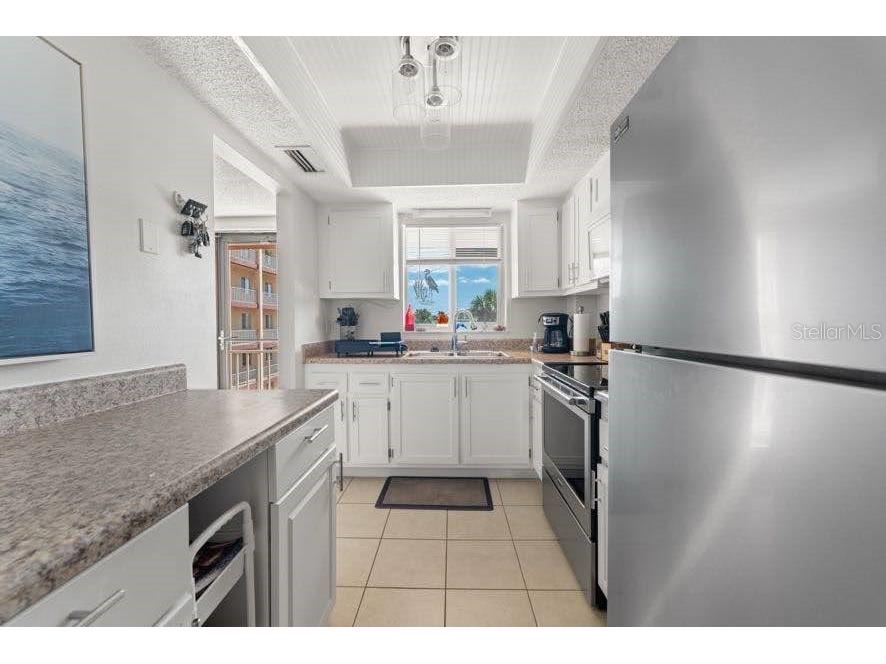 3915 Lake Bayshore Drive #BLDG F 306 Bradenton FL 34205 A4668719 image16