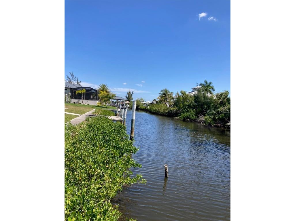 3915 Magnolia Way Punta Gorda FL 33950 - ALLIGATOR CREEK C7494203 image1