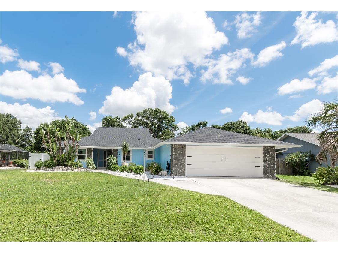 3915 Meadow Creek Drive Sarasota FL 34233 A4655993 image1