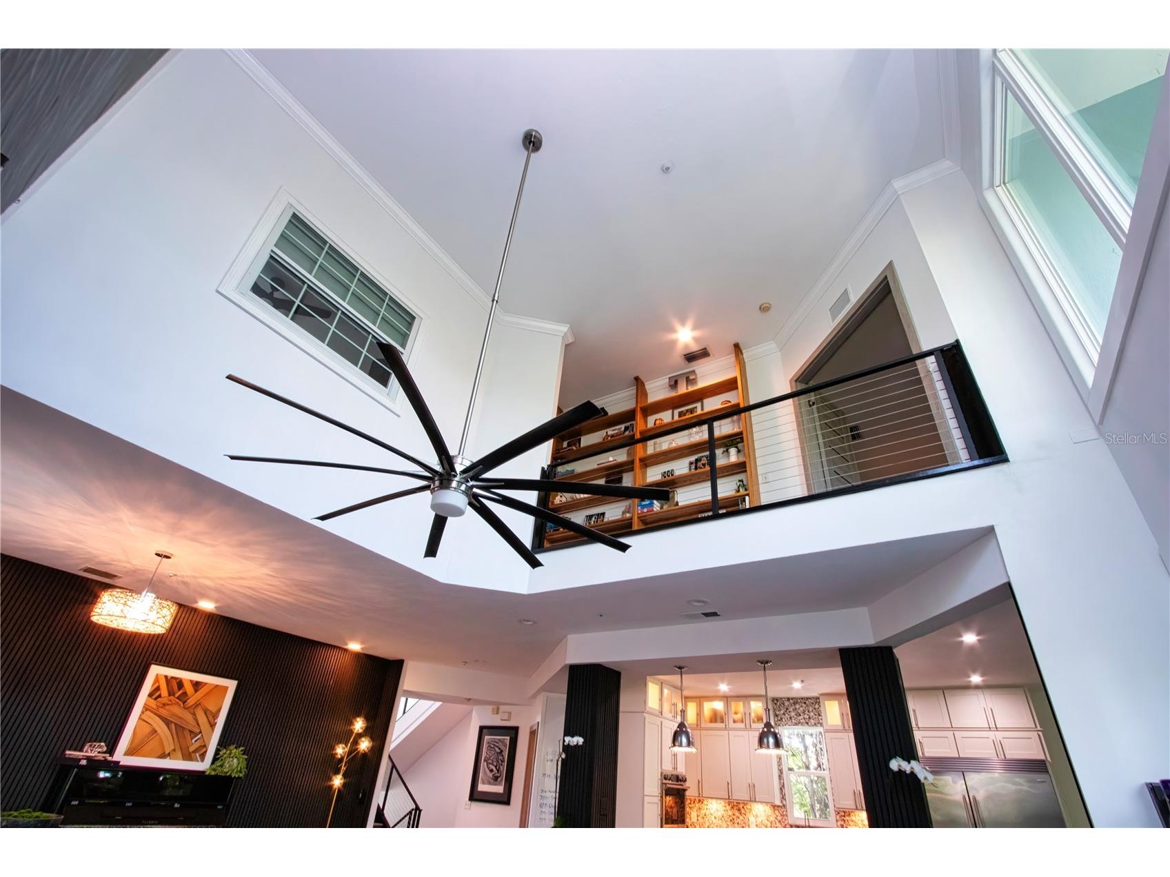 3915 Somerset Drive #9 Sarasota FL 34242 A4698567 image11