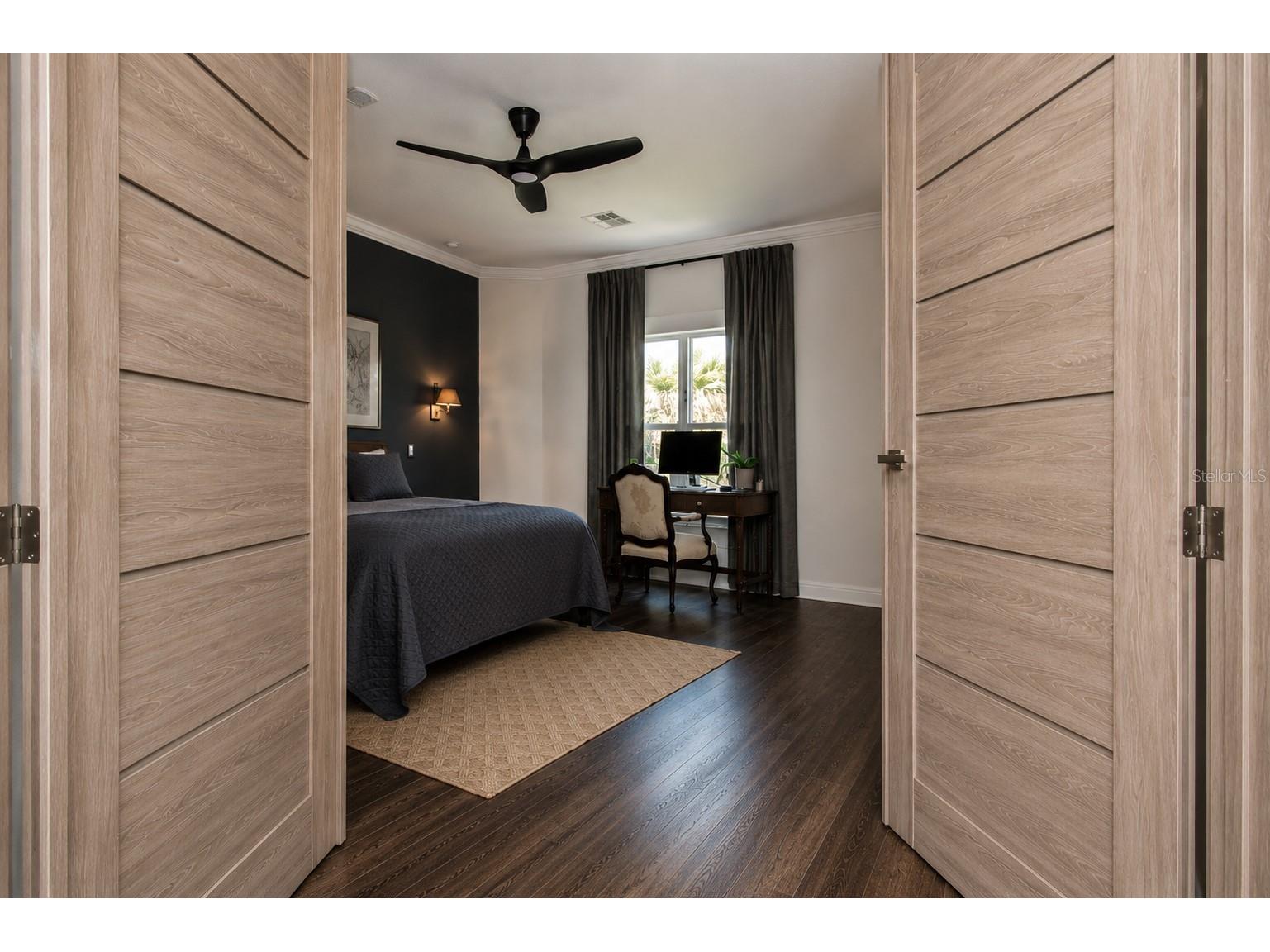 3915 Somerset Drive #9 Sarasota FL 34242 A4698567 image39