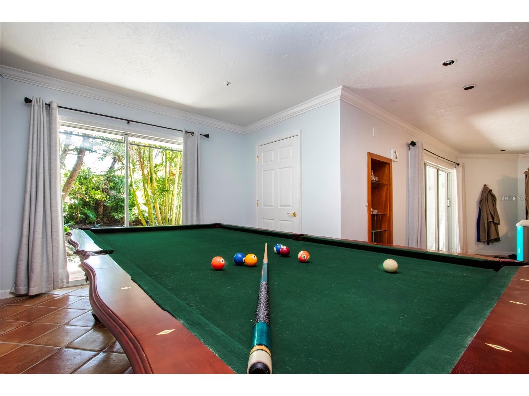 3915 Somerset Drive #9 Sarasota FL 34242 A4698567 image53