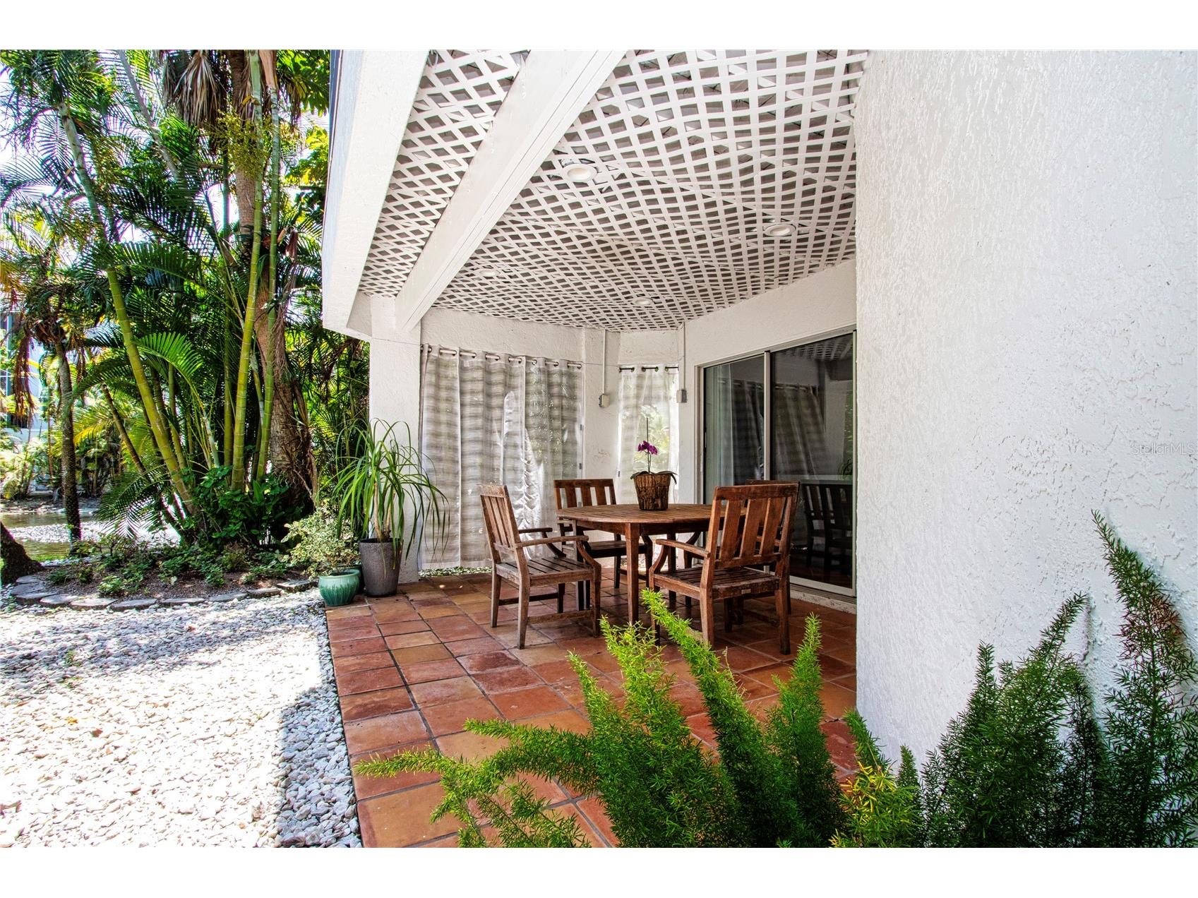 3915 Somerset Drive #9 Sarasota FL 34242 A4698567 image59