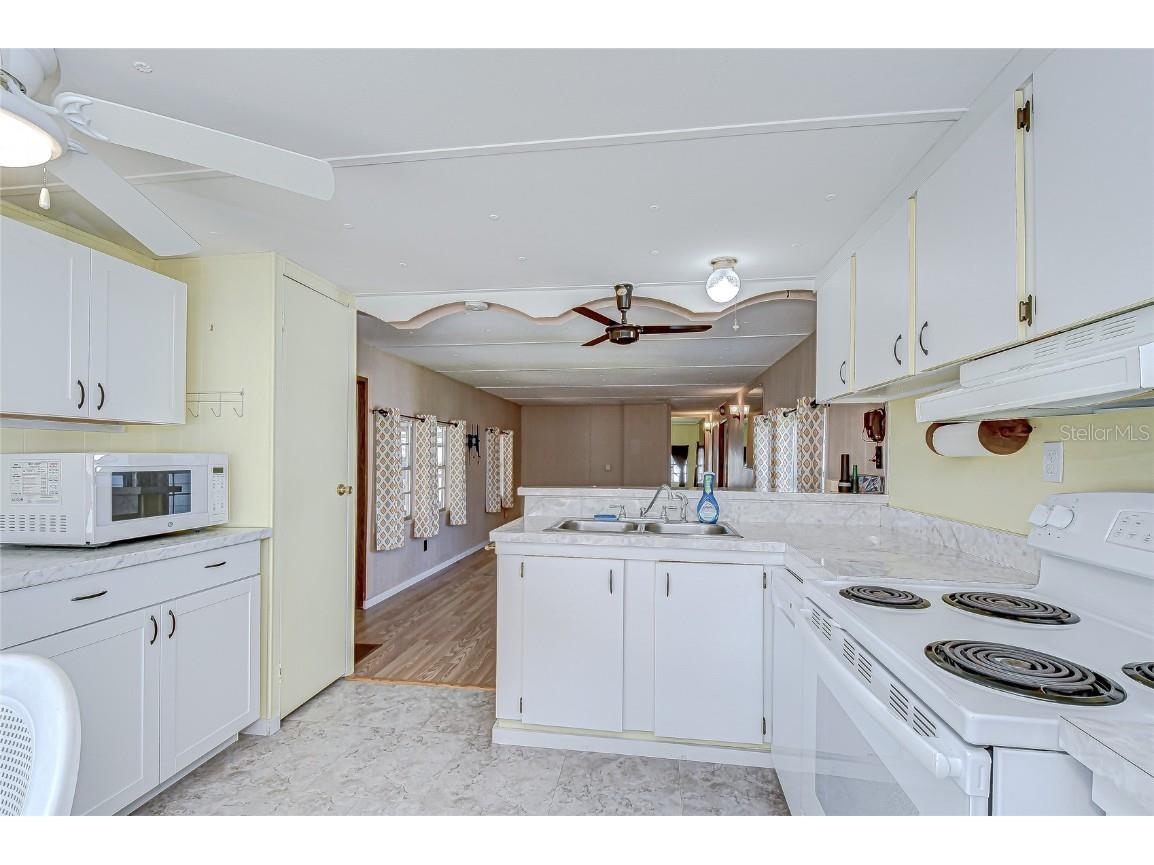 39153 Hillcrest Drive Zephyrhills FL 33542 TB8442068 image11