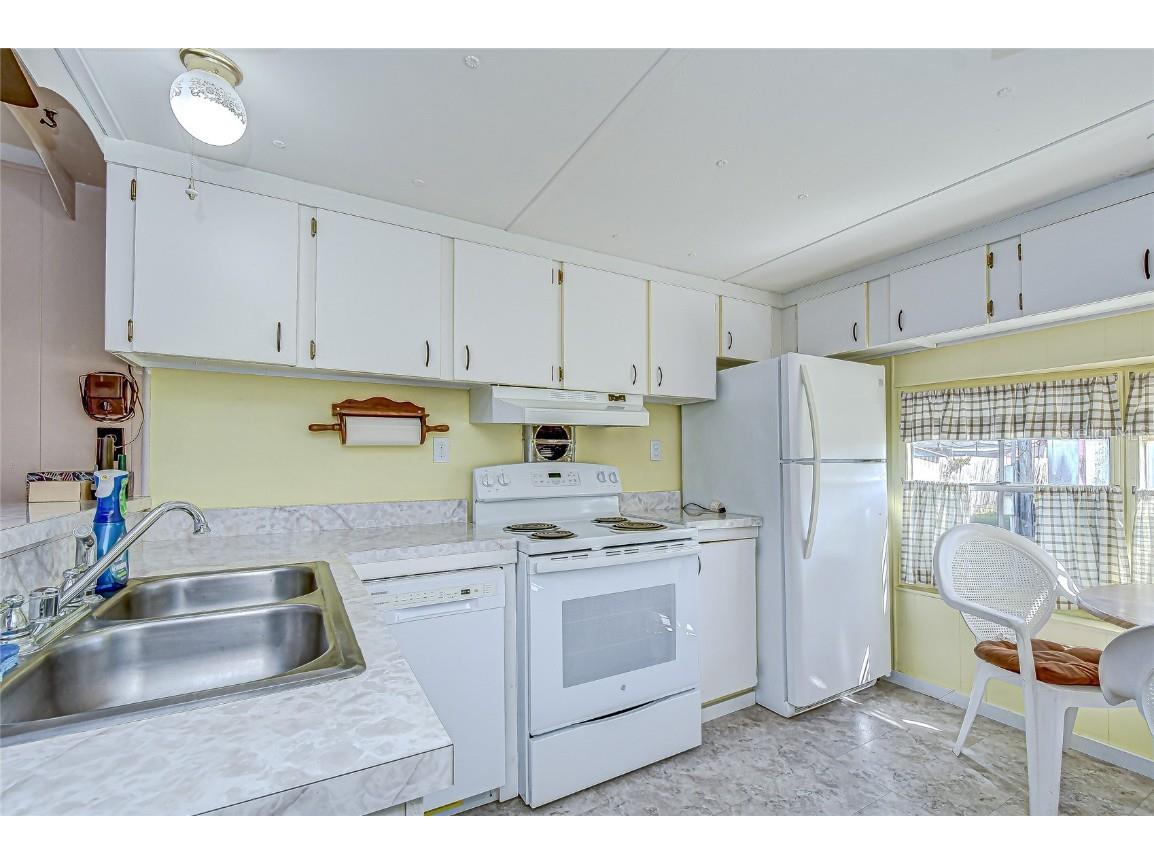 39153 Hillcrest Drive Zephyrhills FL 33542 TB8442068 image8